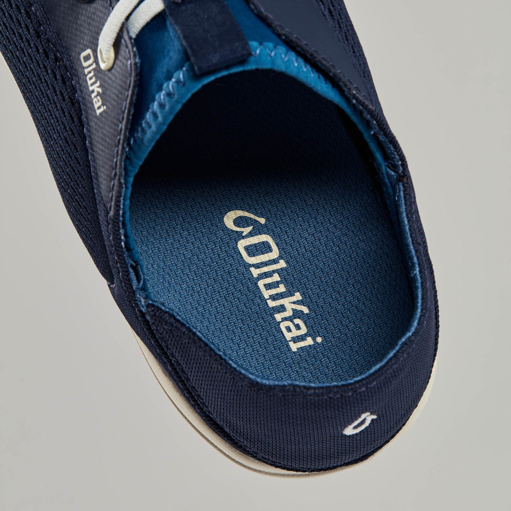 Moku Pae – Trench Blue / Off White