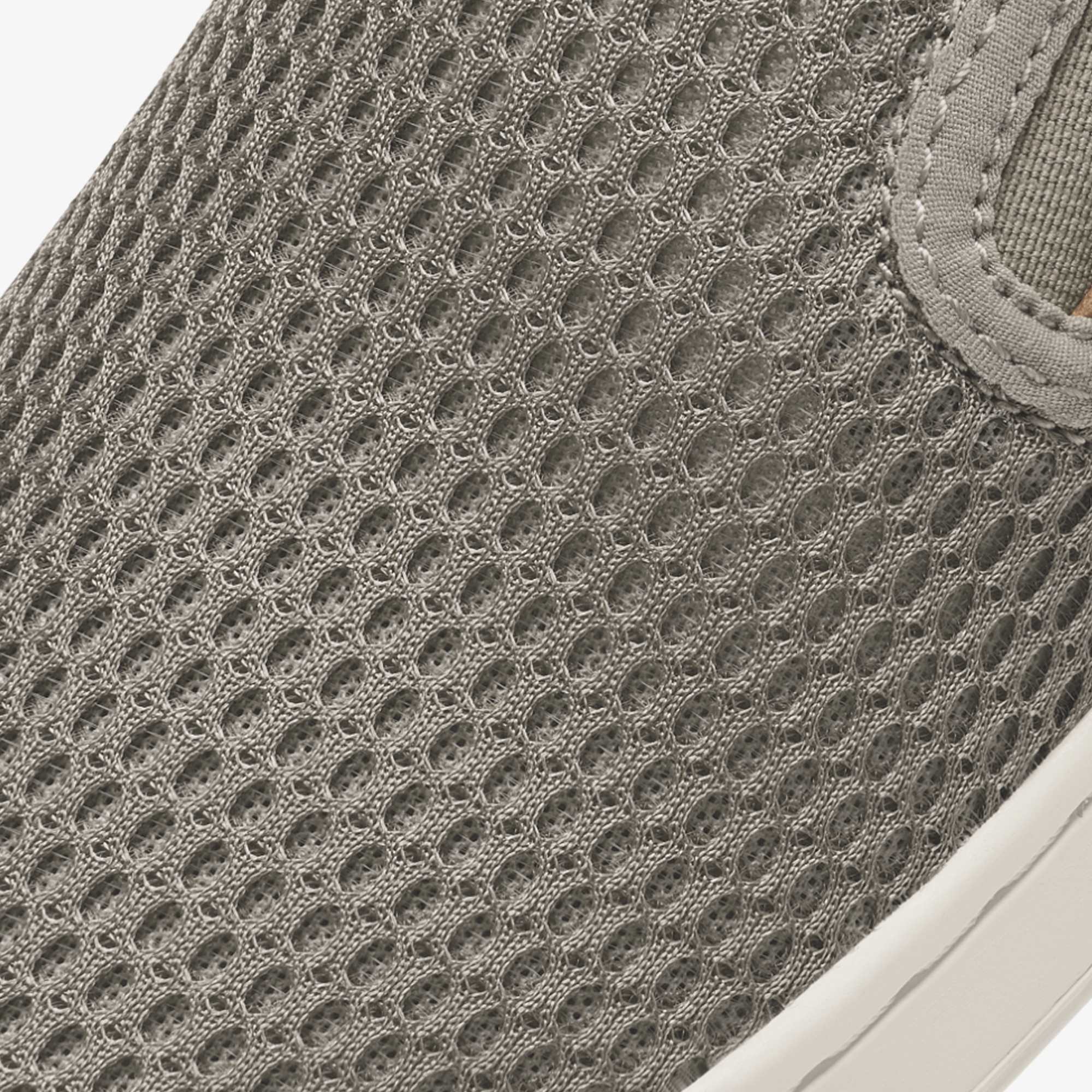 Pehuea  –  Taupe Grey / Taupe Grey