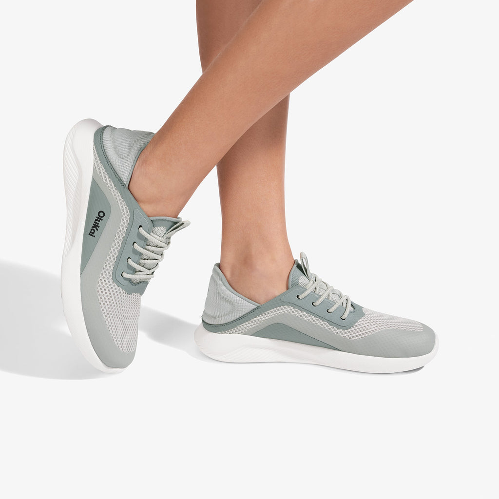 Kialoa  –  Sterling / Poi